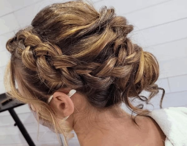 Canvas Hair & Body Studio